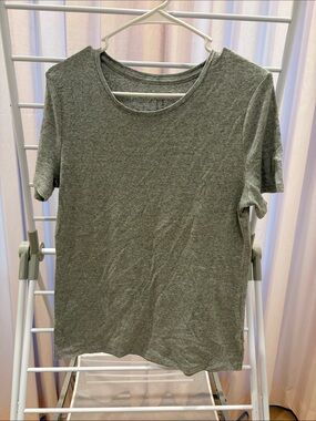 A New Day Classic Women's Gray Crew Neck Tee